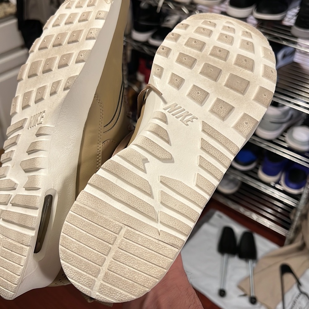 Nike Desert Camo Thea Leather Women's Sneakers in Tan Size 11 HTF - Picture 9 of 11